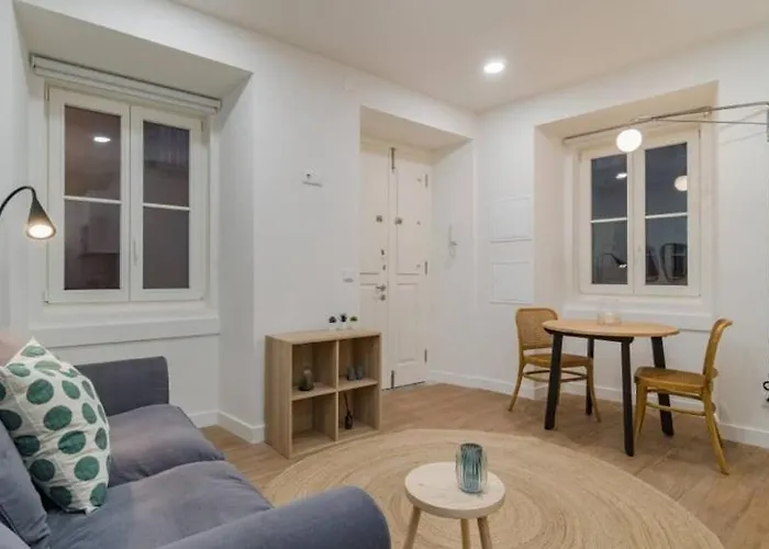 Apartament Chiado Cozy *